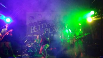 Bettys Place + DJ Ratite
